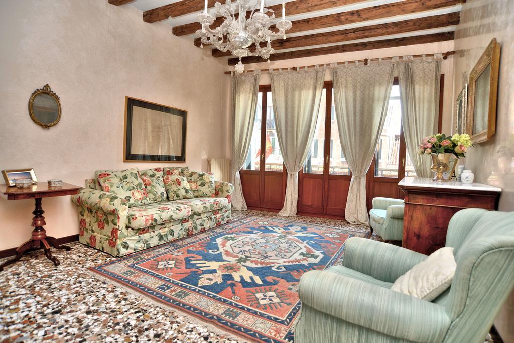 Апартаменты Biennale Apt Balcony Венеция Экстерьер фото